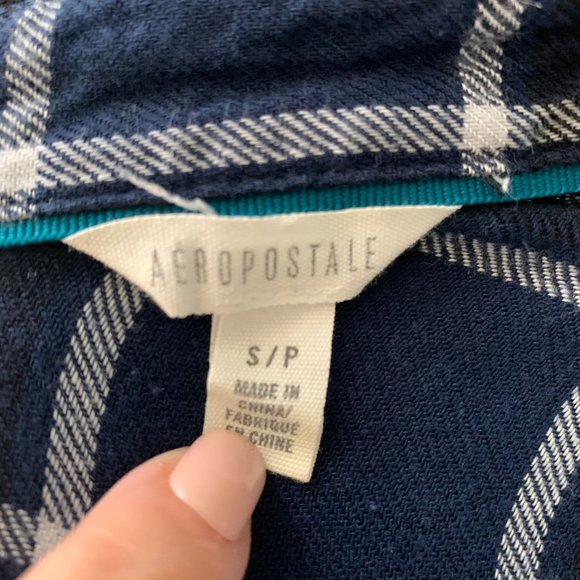 Aeropostale Lightweight Button Up Flannel Shirt S Blue Green Plaid Pockets - Picture 6 of 6